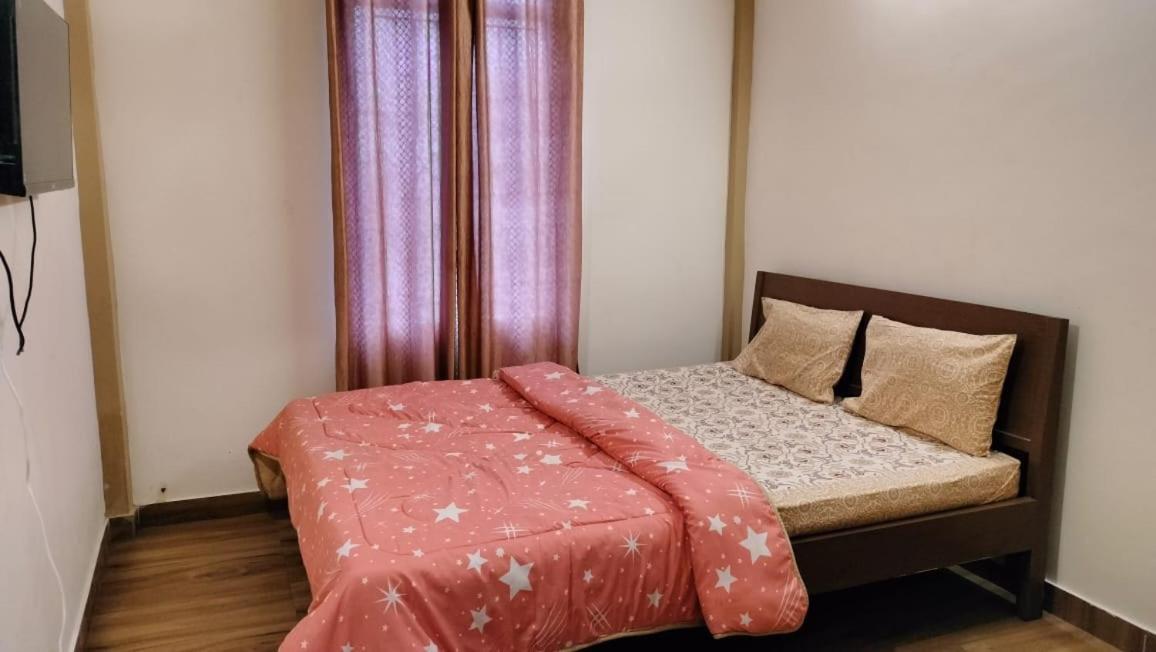 Aroma Inn Шиллонг Экстерьер фото