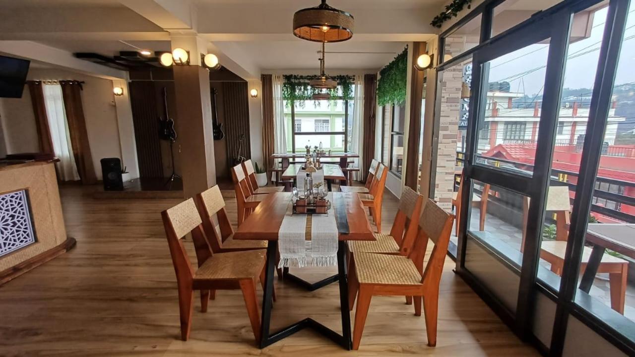 Aroma Inn Шиллонг Экстерьер фото