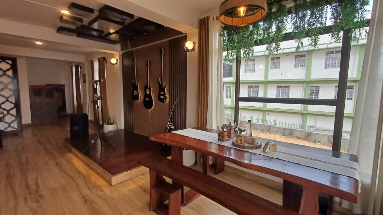 Aroma Inn Шиллонг Экстерьер фото