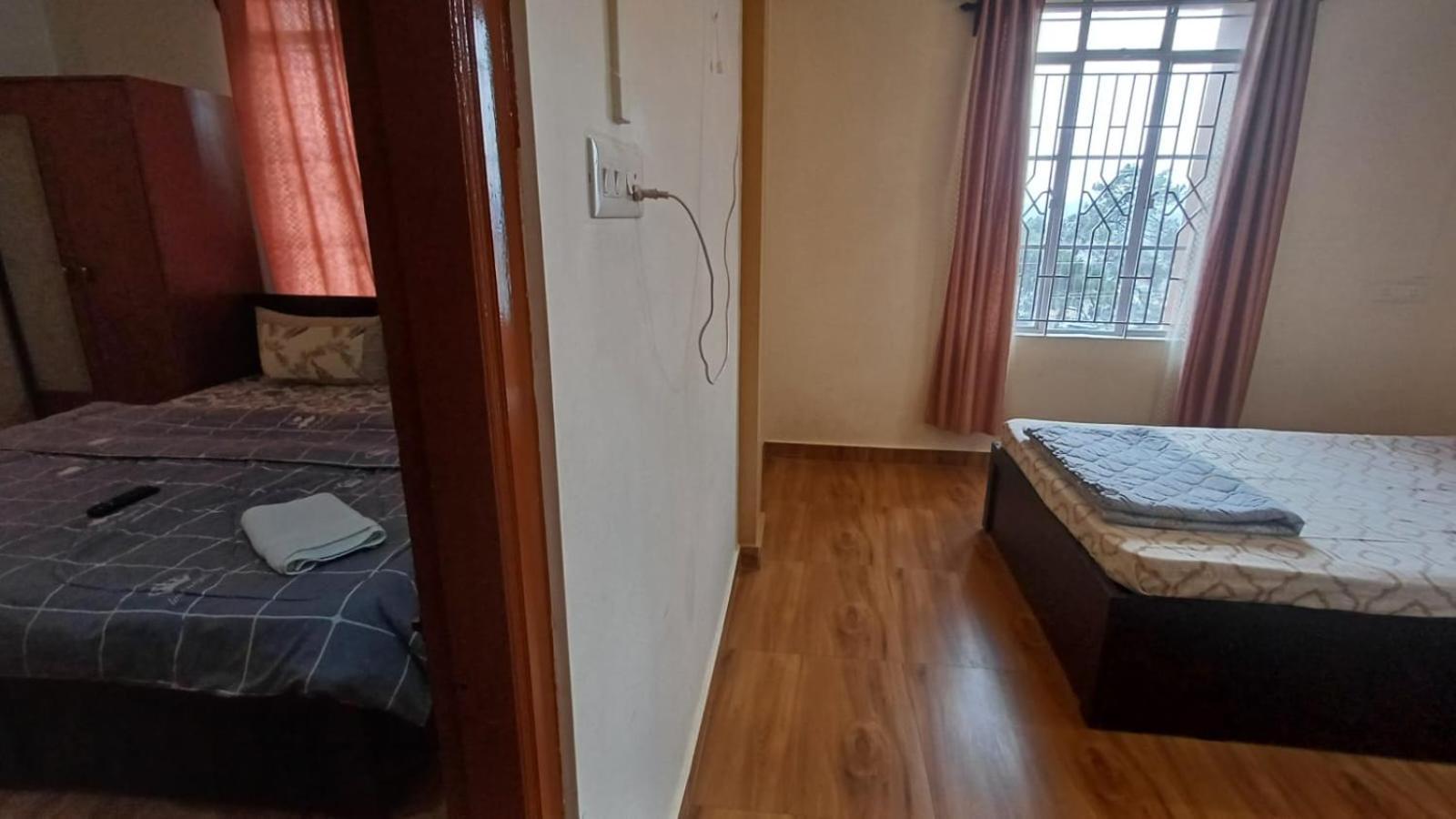 Aroma Inn Шиллонг Экстерьер фото